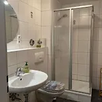 1 Apartment