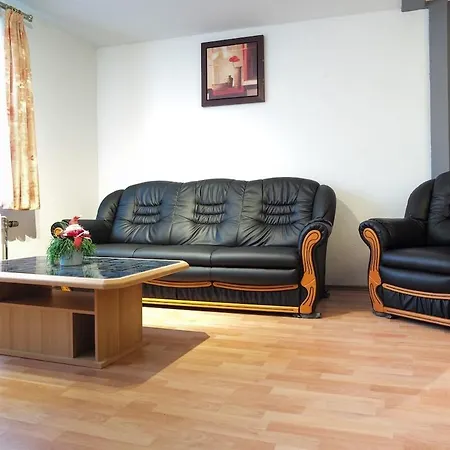 1 * Euskirchen