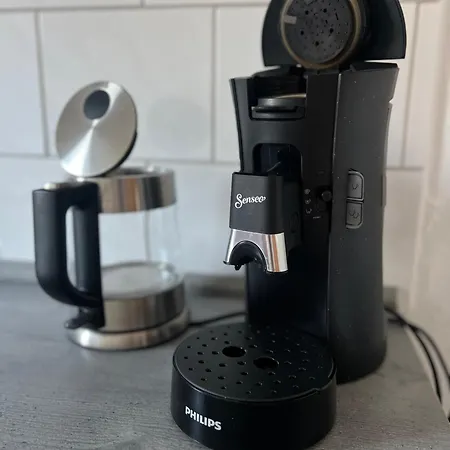 1 Apartament *